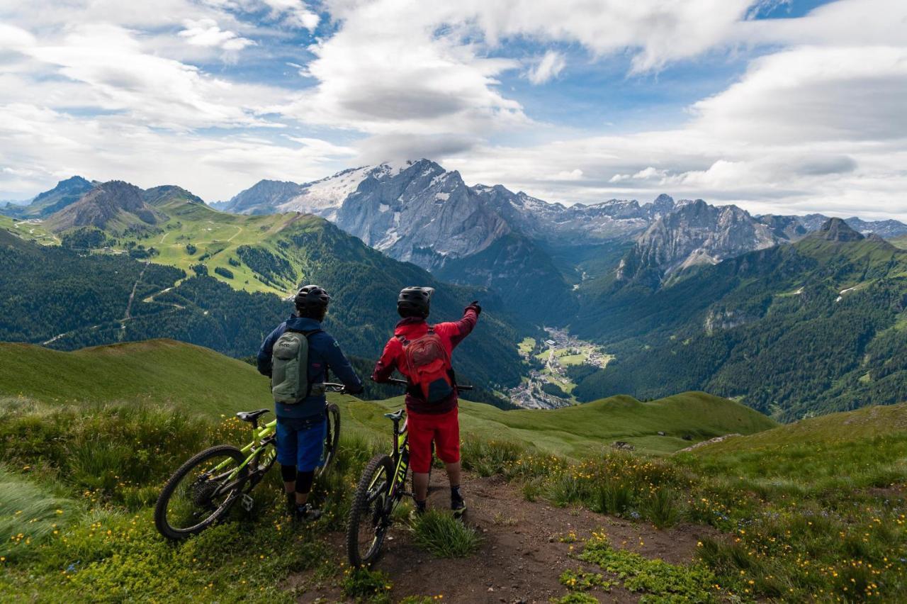 Hotel Gran Paradis Campitello di Fassa Eksteriør bilde